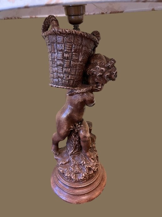 lampka biurkowa z aniołem sprawna francja xx w. 03